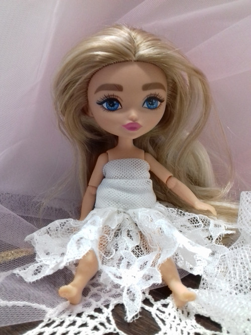 Šatičky pro panenky Barbie Extra Minis — foto 5