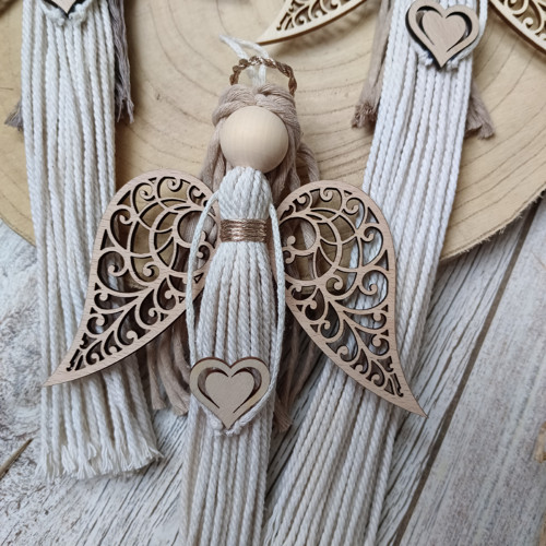 Macramé závěsná Andělka — foto 2