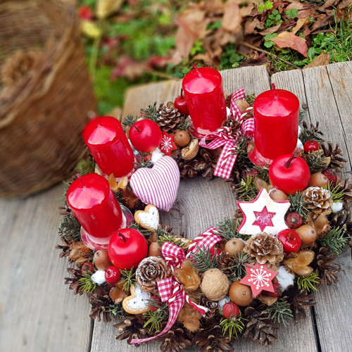 Adventní věneček na stůl — foto 2