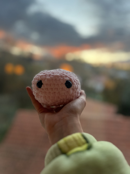 Háčkovaná antistresová kulička — foto 2