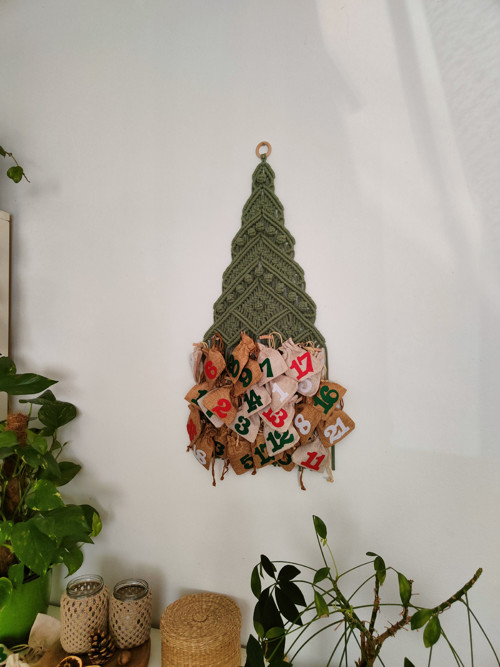 Macramé vánoční stromeček - adventní kalendář — foto 4