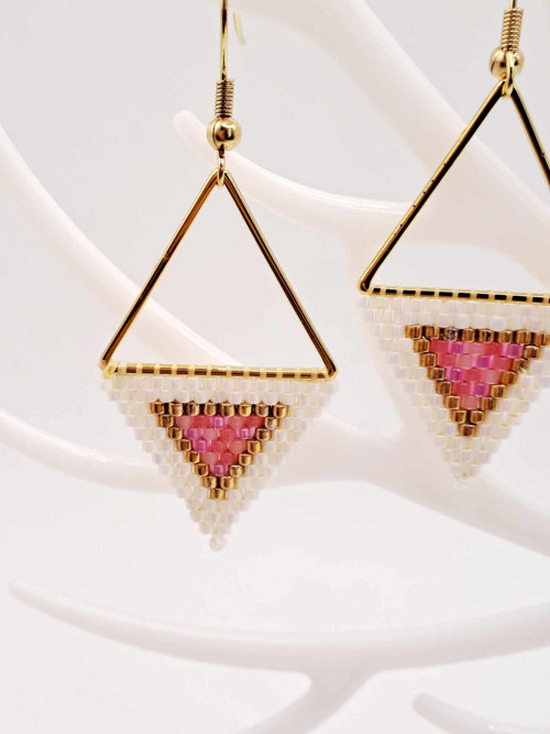 White triangle — foto 4