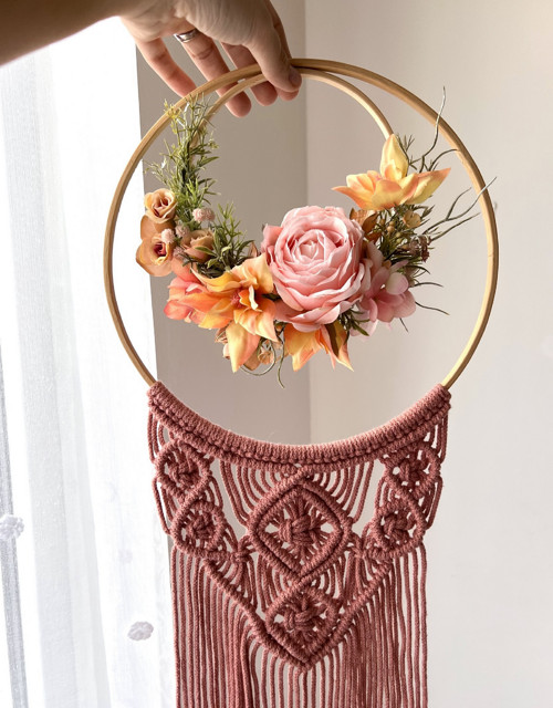 Macramé věnec - Cihlově růžová — foto 4