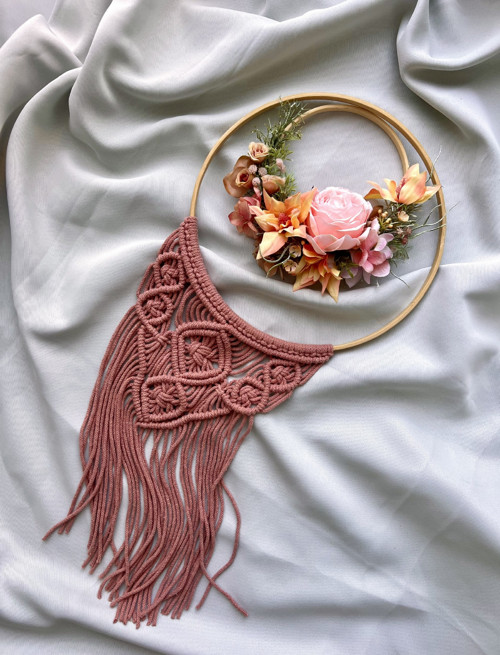 Macramé věnec - Cihlově růžová — foto 5