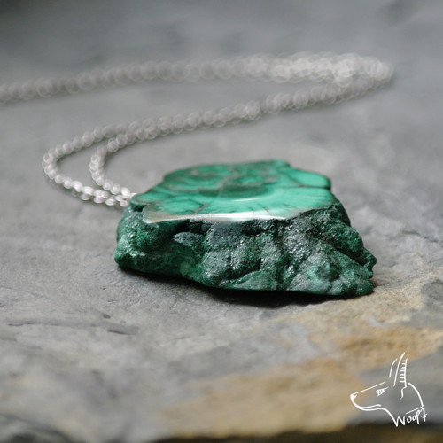 Malý malachitový talisman — foto 3