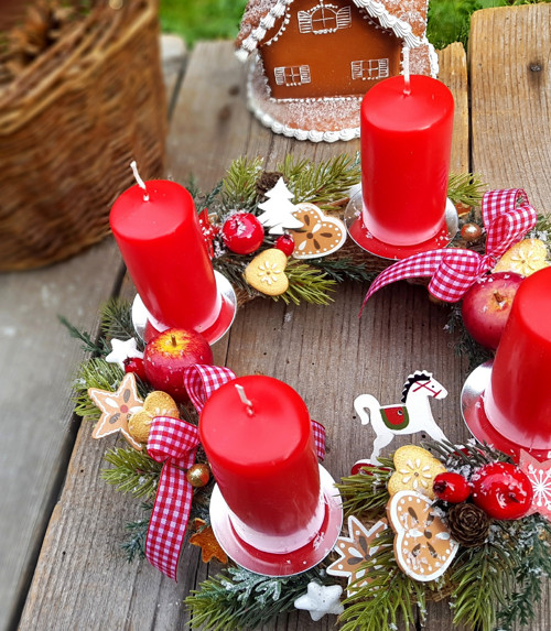 Jutový adventní věneček na stůl — foto 3