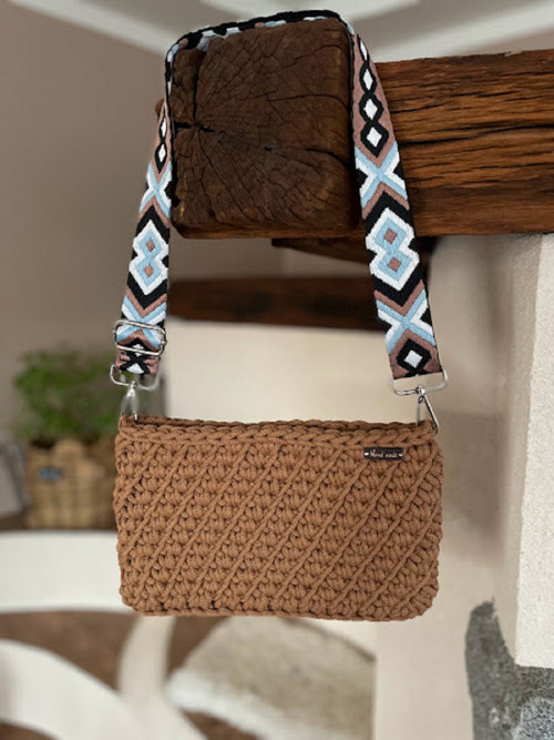 Hnědá crossbody kabelka — foto 2