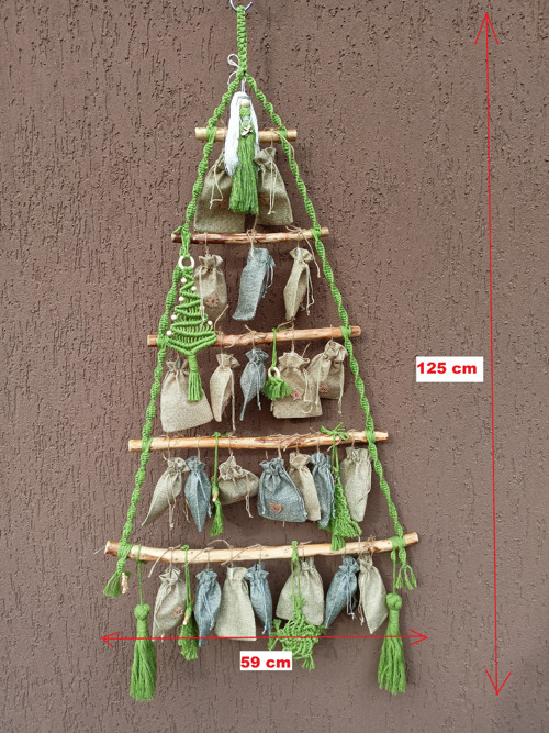 Adventní kalendář, vánoční stromeček, macramé — foto 2