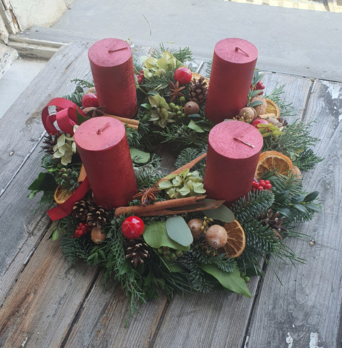 ADVENTNÍ VĚNEC: rustikální svíčky červené — foto 2