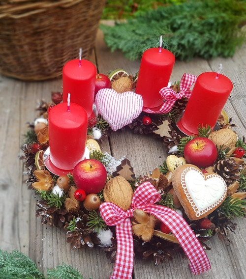 Adventní věneček na stůl — foto 4