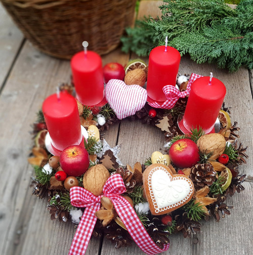 Adventní věneček na stůl — foto 5