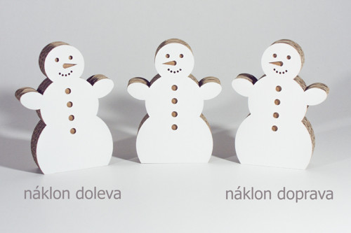 Sněhuláček nakloněný doprava — foto 2