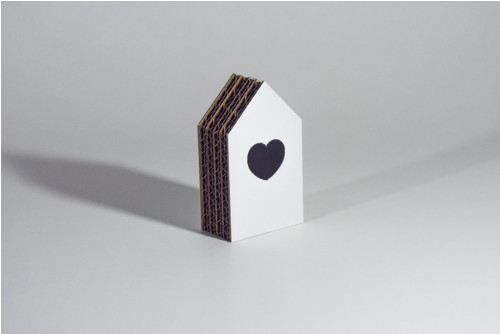 Domeček mini bílý - černé srdce — foto 2