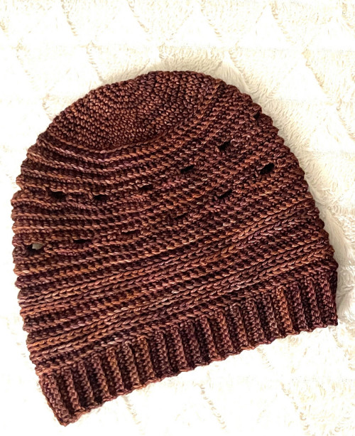 Háčkovaná čepice Malabrigo Choco — foto 2