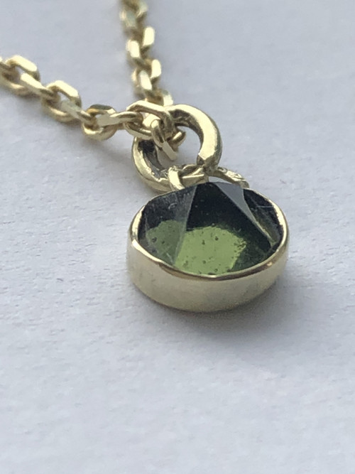 Zlatý přívěsek Vltavín MINI charm - BS Design — foto 2