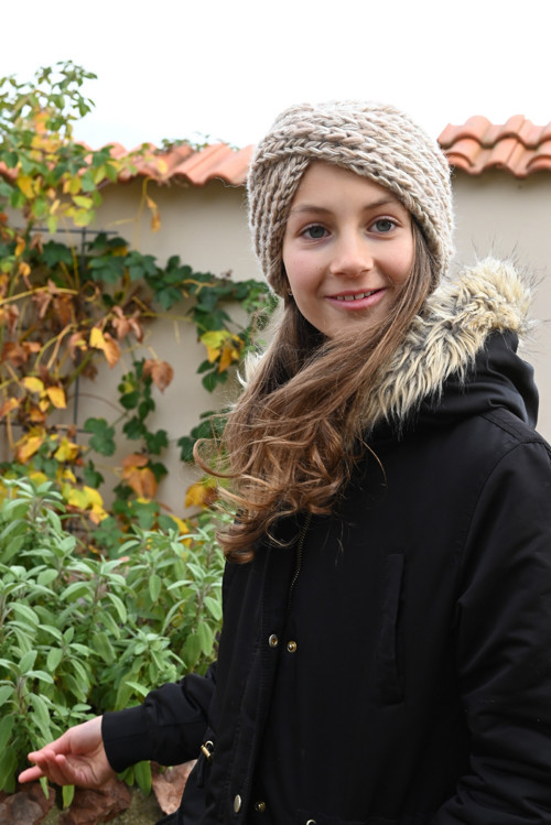 Čelenka melír béžový — foto 5