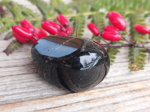 Obsidián kouřový, tromlovaný č. 7 — foto 4