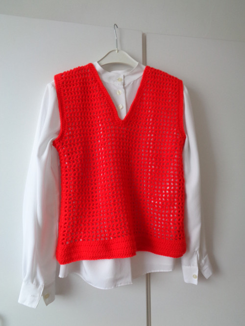 Trendy dámská vestička — foto 3