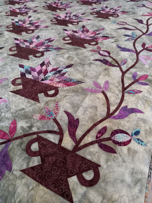 Scrappy violet basket quilt — foto 2