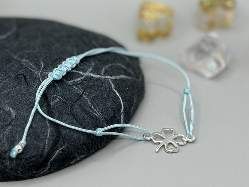 Minimalistický náramek - Clover leaf (sv. modrá) — foto 4