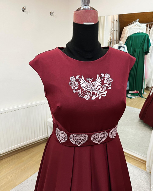 Folk šaty Páv — foto 2