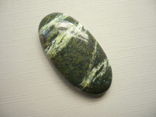 Kabošon serpentinitu 34 mm, č.32f — foto 2