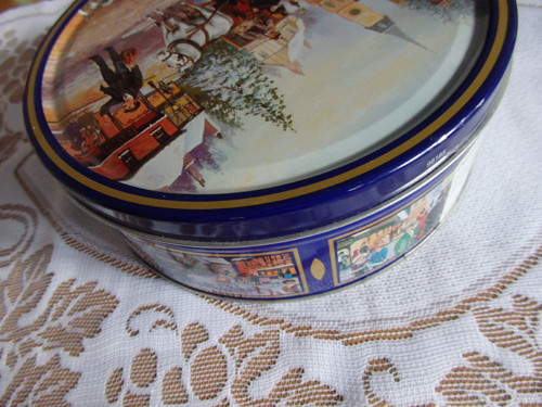 Bílý koník - plechovka — foto 3