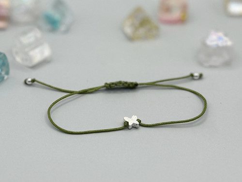 Minimalistický náramek - Tiny Butterfly (zelená) — foto 2