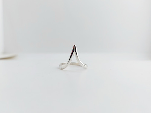 Stříbrný modelový prsten — foto 3