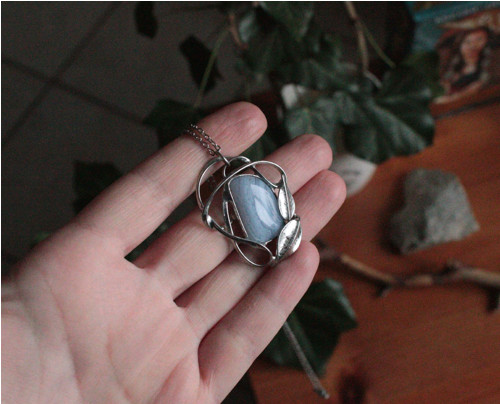 Idalia ~ Šperk s chalcedonem — foto 2