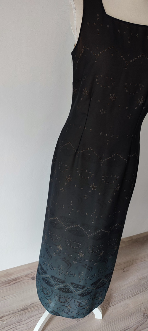 Pouzdrové maxi — foto 2