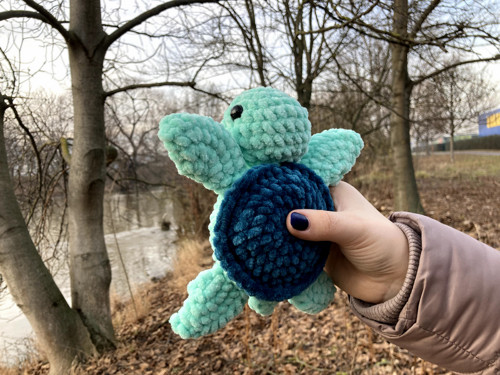 Tyrkysová háčkovaná želvička — foto 5
