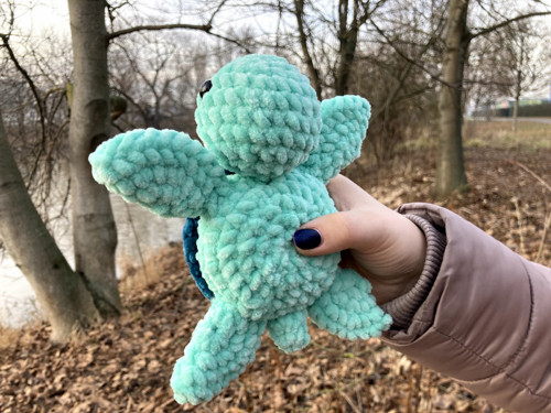 Tyrkysová háčkovaná želvička — foto 4