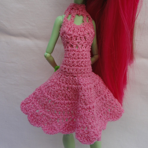 Šaty pro Monster High — foto 3
