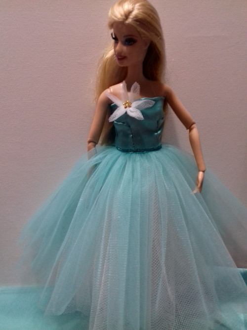 Šatičky pro Barbie - pohádkové č. 4 — foto 2