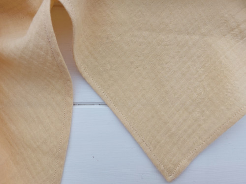 Mušelínový šátek - EXTRA VELKÝ - vanilkový — foto 3