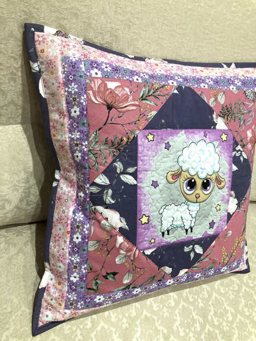 Polštář patchwork-Kudrnaté štěstí — foto 2
