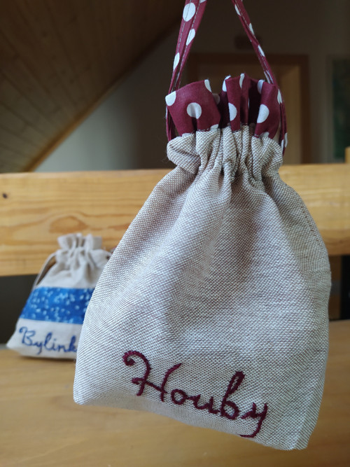 Vyšívaný pytlíček na houby — foto 3