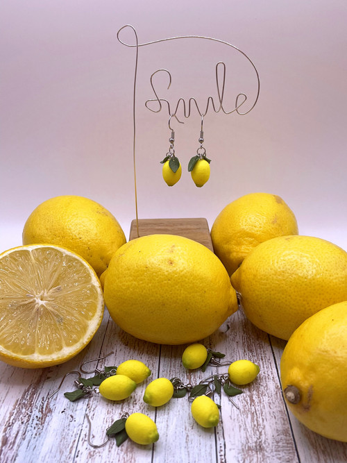 Náušnice malé citrony visací — foto 4