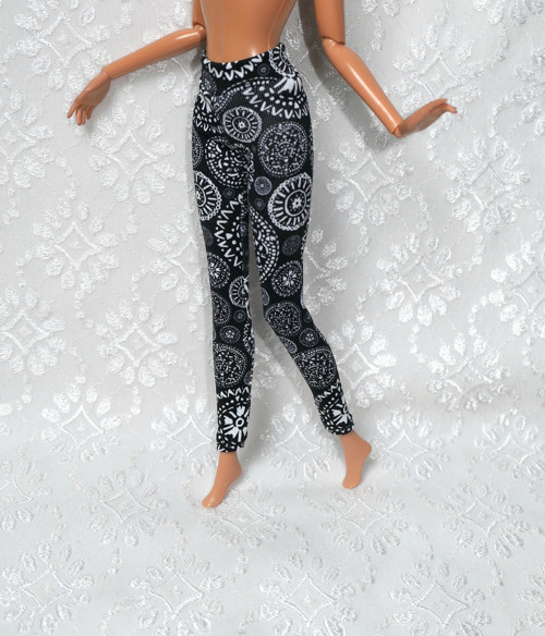 Legíny pro Barbie — foto 2