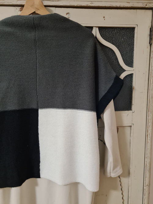 Kostkománie, kardigan, oversized — foto 4