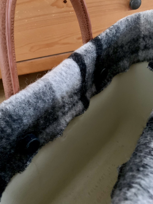 Huňatý zimní lem pro obag standard černá/šedá — foto 6