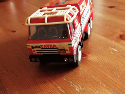 TATRA T 815 - hračka — foto 2