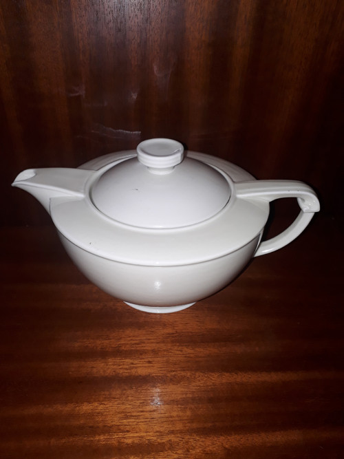 Stará porcelánová konvice — foto 6