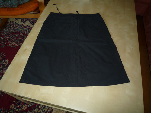 Černá sukně — foto 2