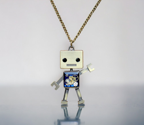 Robot - náhrdelník — foto 2