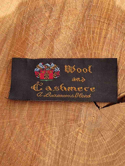 Nášivka Wool and Cashmere — foto 2