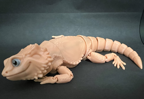 Agama Vousatá - 26 cm - 3D Tisk SVÍTÍCÍ — foto 4