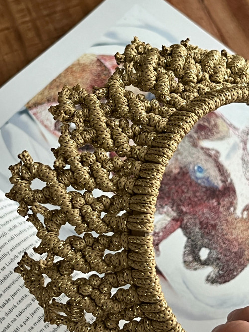 Macramé korunka — foto 2