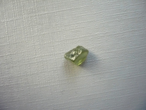 Surový zelený apatit 7 mm, č.14f — foto 2